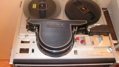 Sony CV2100ACE.jpg
